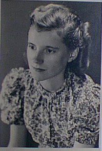 Helga Hner mit 18